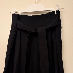 Vince Camuto Women’s Black Paperbag pants